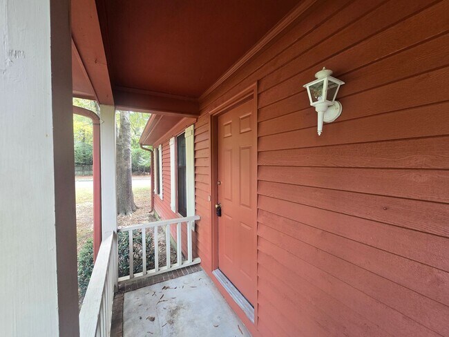2214 Daley Rd Unit Side A