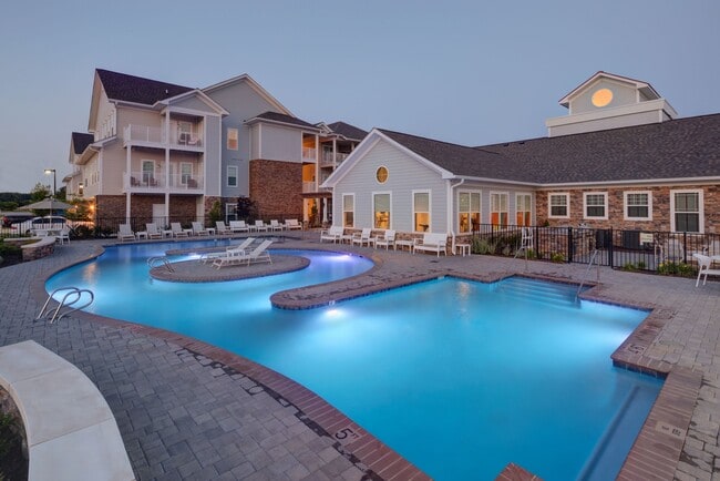 Photo - The Nest on 17