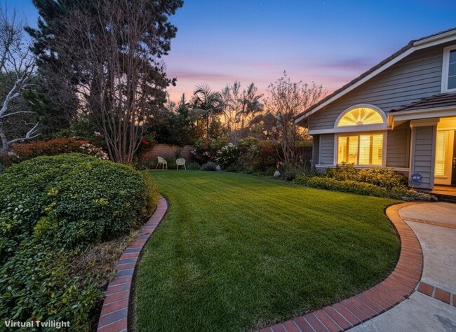 Photo - 855 Ave Bernardo