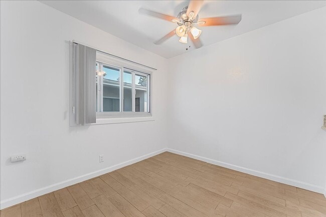 Photo - 3116 W 99th St Unit 05