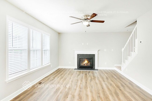 Photo - 109 Woodsorrell Ct