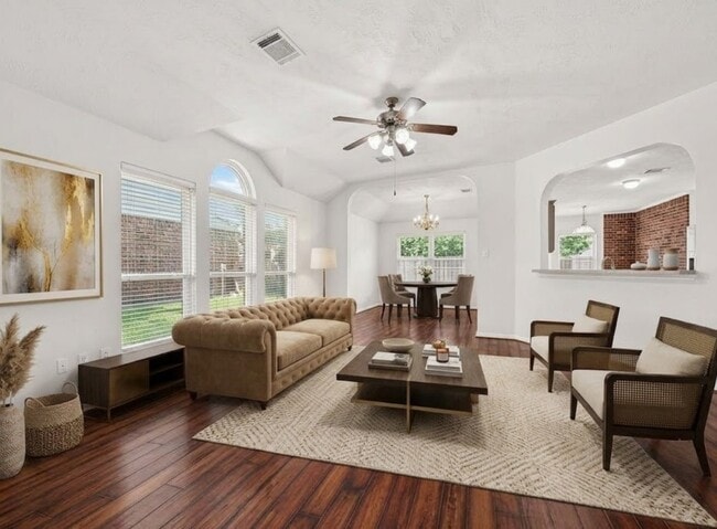 Building Photo - 11814 Copperas Creek Dr