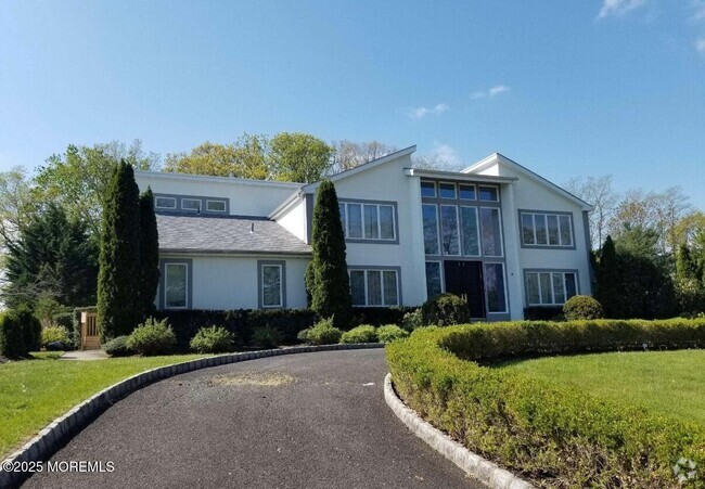Building Photo - 5 Valley Forge Rd Rental