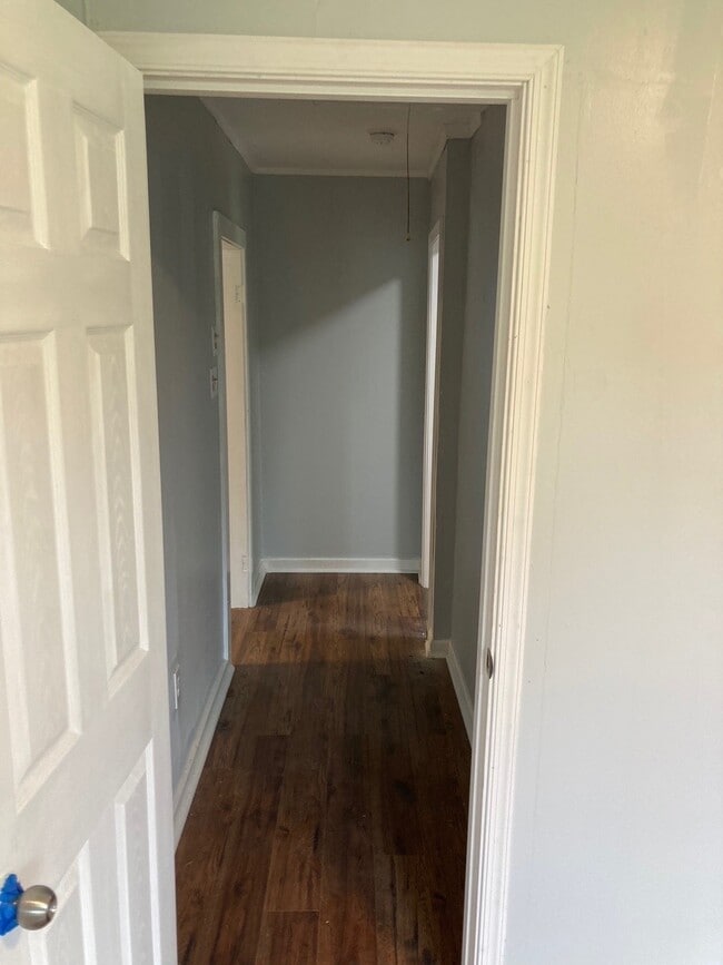 Photo - 108 S Main St