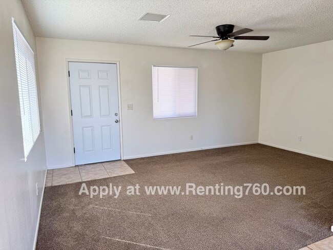 Photo - 6455 Linda Lee Dr Unidad B - 6455 Linda Lee Dr