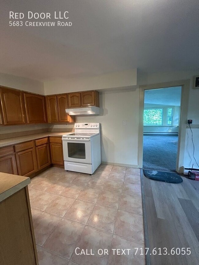 Photo - 5683 Creekview Rd
