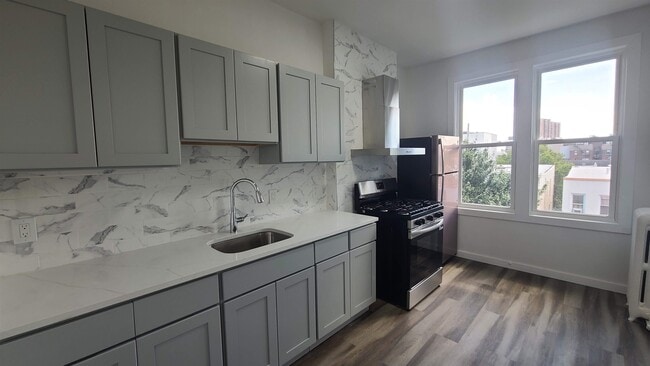 Photo - 113 63rd St Unidad 2