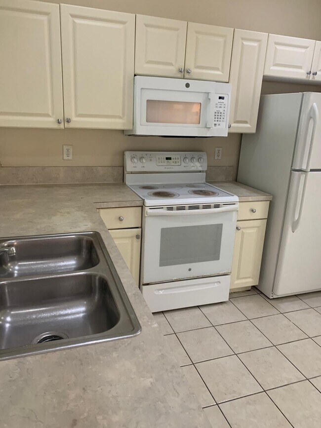 Photo - 1966 Freeport Dr Unidad 1966