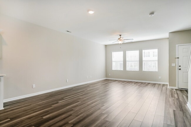 Photo - 346 Stone Arbor Wy