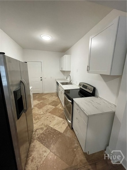 Photo - 506 E Liberty Ln