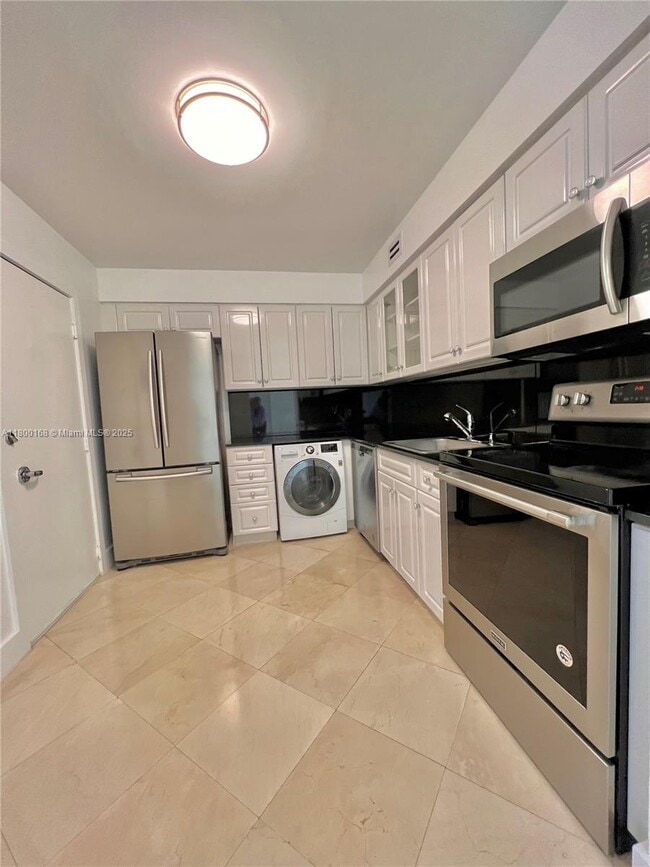 Photo - 6770 Indian Creek Dr