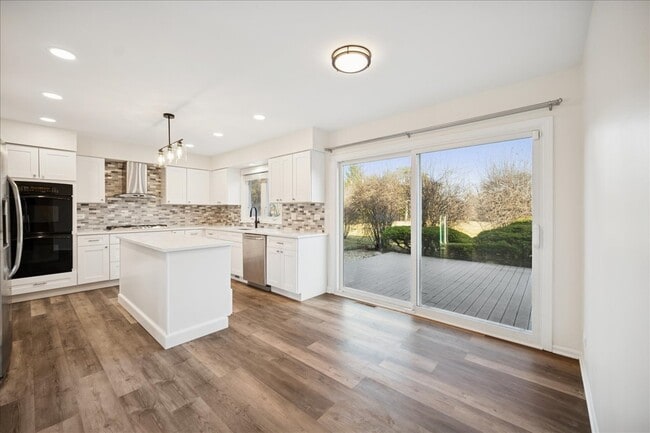 Photo - 2175 Kipling Ln