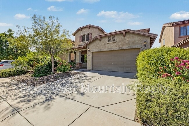 2346 N Monticello Dr