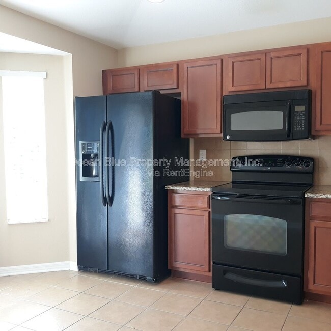 Photo - 18200 Cypress Bay Pkwy