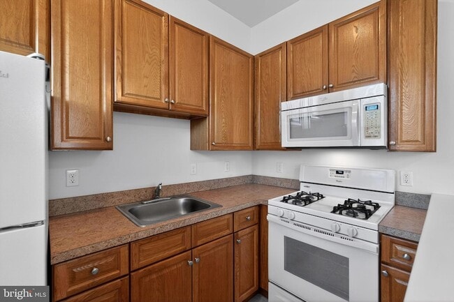 Photo - 4422 Pechin St