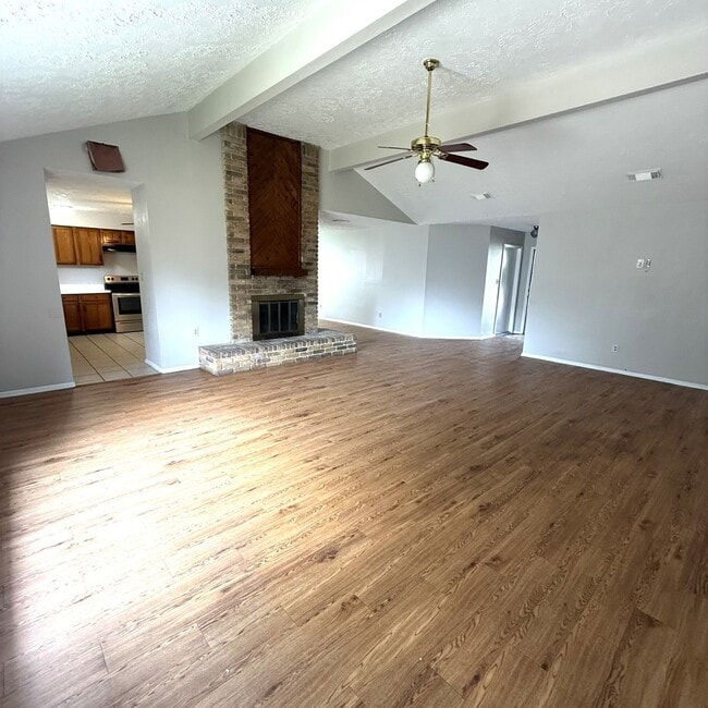 Building Photo - 13611 Splintered Oak Dr Rental