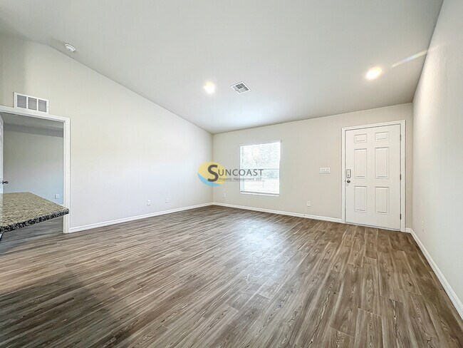 Photo - 1492 Biscayne Dr