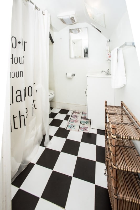 Photo - 1901 N 80th St