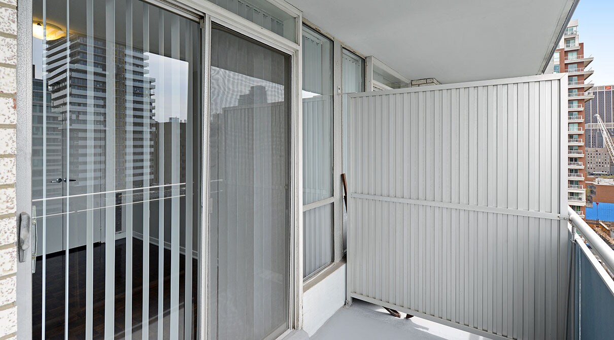 Photo - Prince Arthur Unit 01105