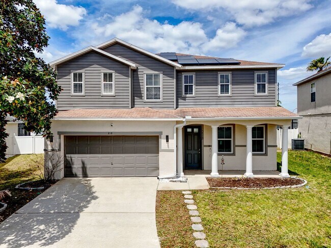 Photo - Perfect 4BR two story home with a Pool & Near Disney