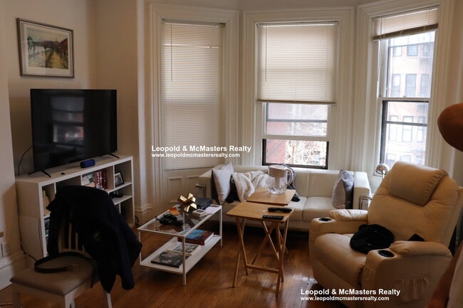 Photo - 229 Newbury St Unit 2