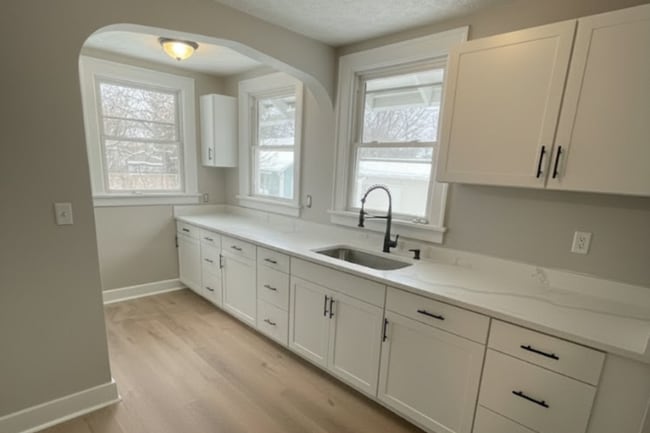 Photo - 1486 Middleton Rd