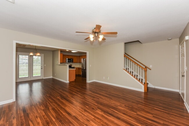 Photo - 143 Howard Woody Dr