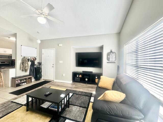 Photo - 1501 Partin Dr N Unit APT 255