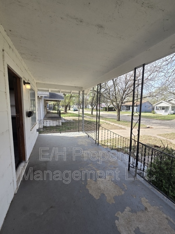 Photo - 526 N Martinson Ave