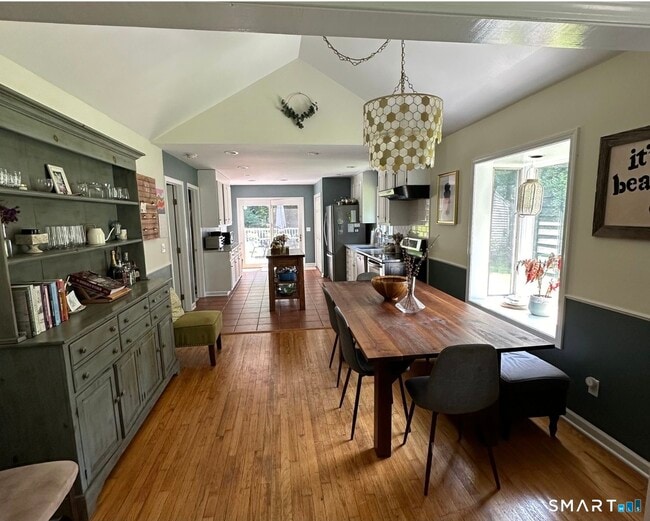 Photo - 11 Orchard Hill Rd