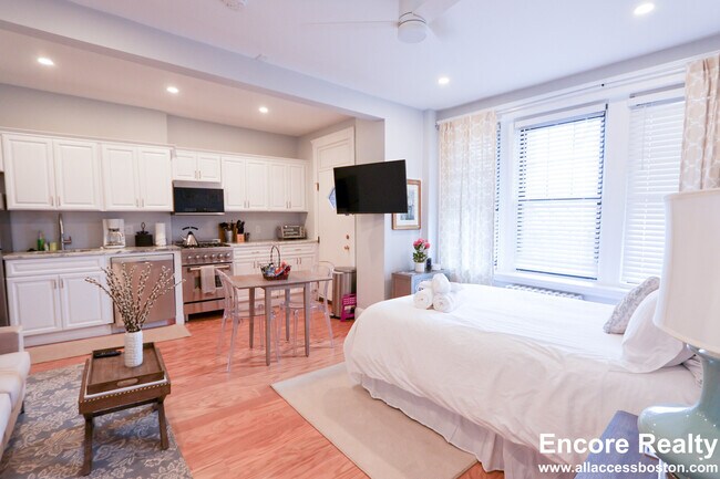 Photo - 185 Chestnut Hill Ave Unit 6