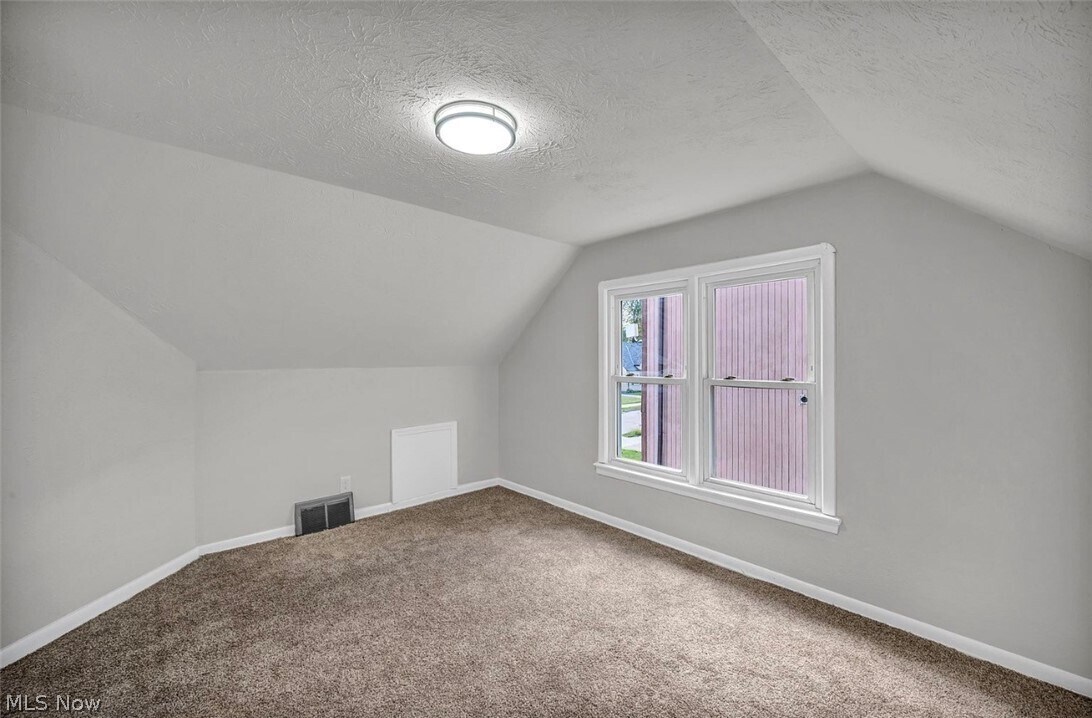 Photo - 12508 Sobieski Ave