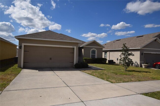 Photo - 946 Shady Tree Ln