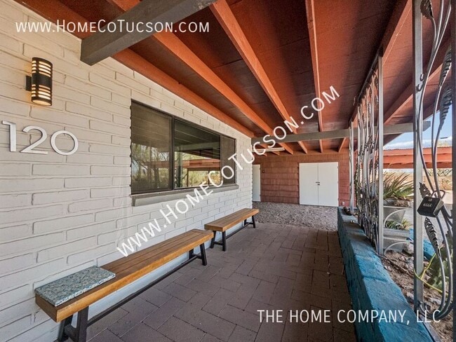 Photo - 120 E Magee Rd