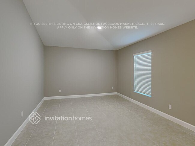 Photo - 309 Eckert St SE