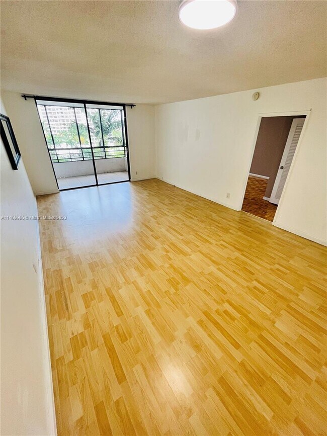 Photo - 500 Three Islands Boulevard Unit 322