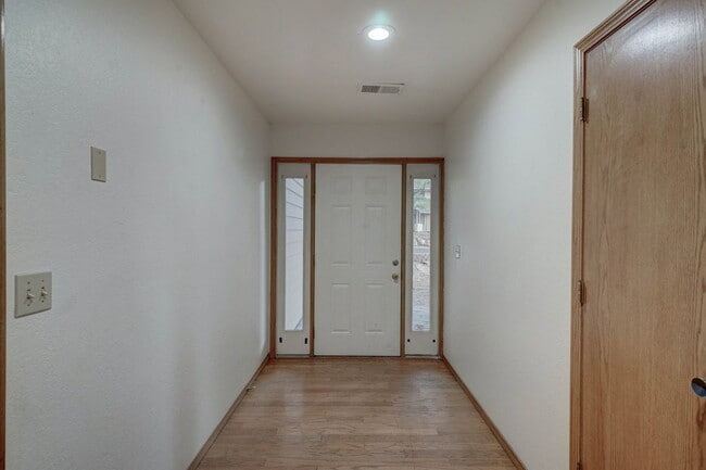 Photo - 1540 Spanish Moss Way