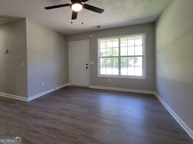 412 Missi Ln