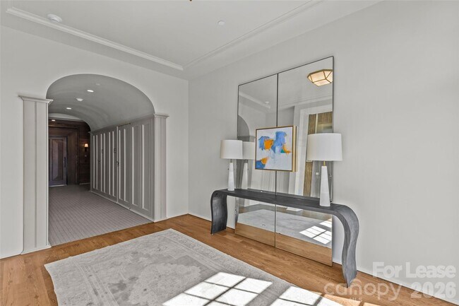 Photo - 1172 Queens Rd Unit 8