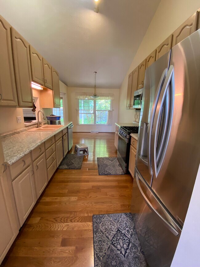 123 Cobblestone Cir