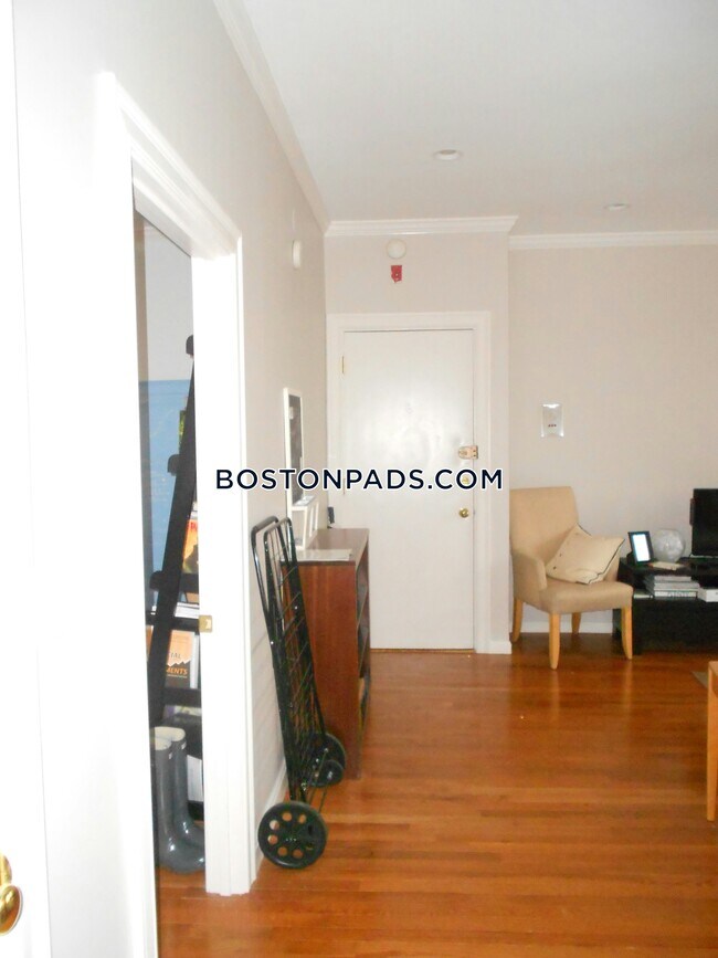 25 Edgerly Rd. Apartment Unit 12 Boston, MA