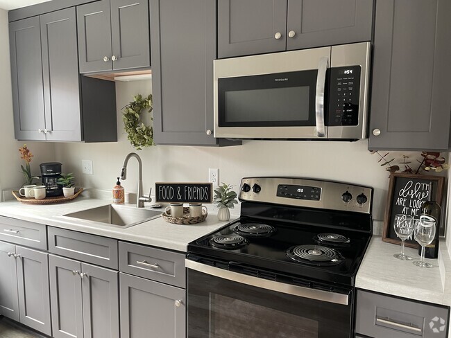 Kitchen - All New Appliances - 142 Main St Unit 146 main street Rental