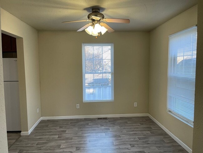 Photo - 38 E Beardsley Ave