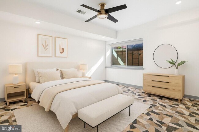 Photo - 411 W Berks St Unit 1