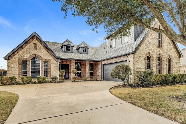 Building Photo - 5214 Ambassador Dr Rental