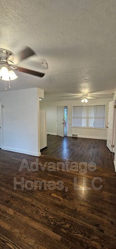 Photo - 11410 Palmer Ave