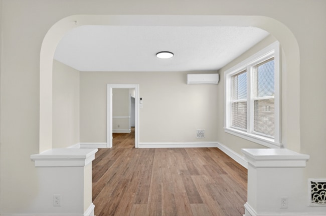 Photo - 5803 S Kings Highway Blvd Unit 2N