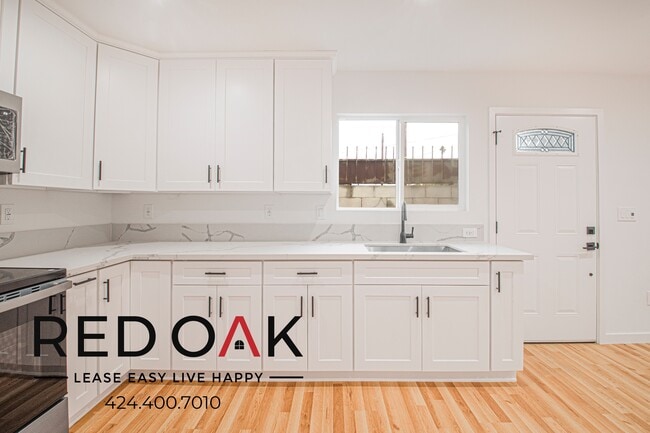 Photo - 856 W 47th St Unit 856A