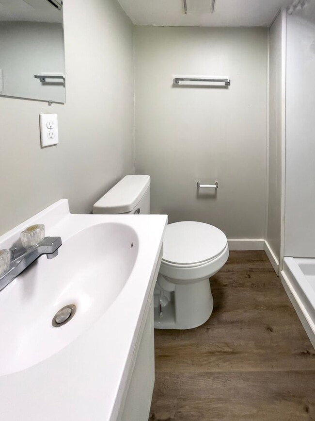 Photo - 906 W Main St Unit Apt. 2