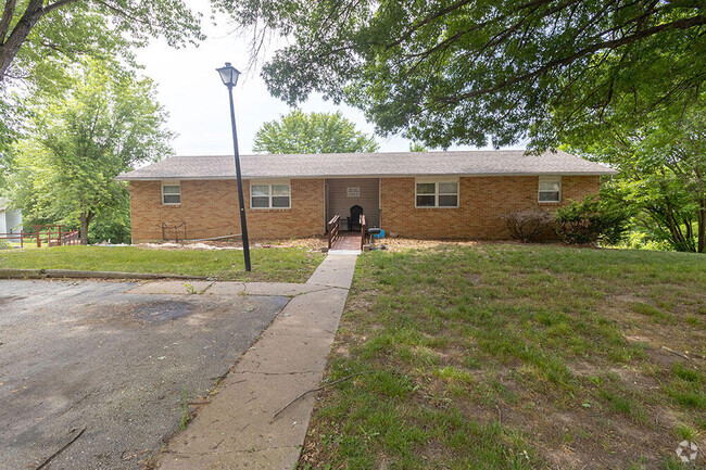 Building Photo - 504 W Michael Ct Rental